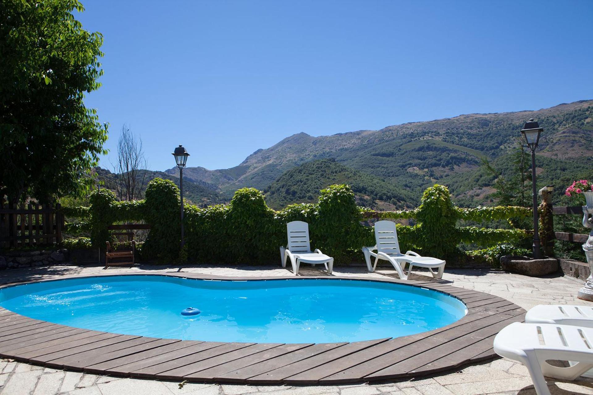 Fuentes de Peñacorada Casa Rural La Majada De Penacorada 게스트하우스 외부 사진